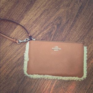 wristlet
